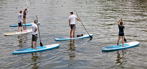 Adult paddle school in Glasgow
