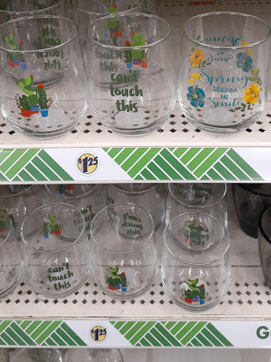 Dollar Store «Dollar Tree», reviews and photos, 434 E Main St, Middletown, PA 17057, USA