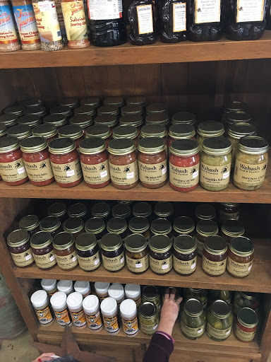 Animal Feed Store «Wabash Feed & Garden Store», reviews and photos, 4537 N Shepherd Dr, Houston, TX 77018, USA