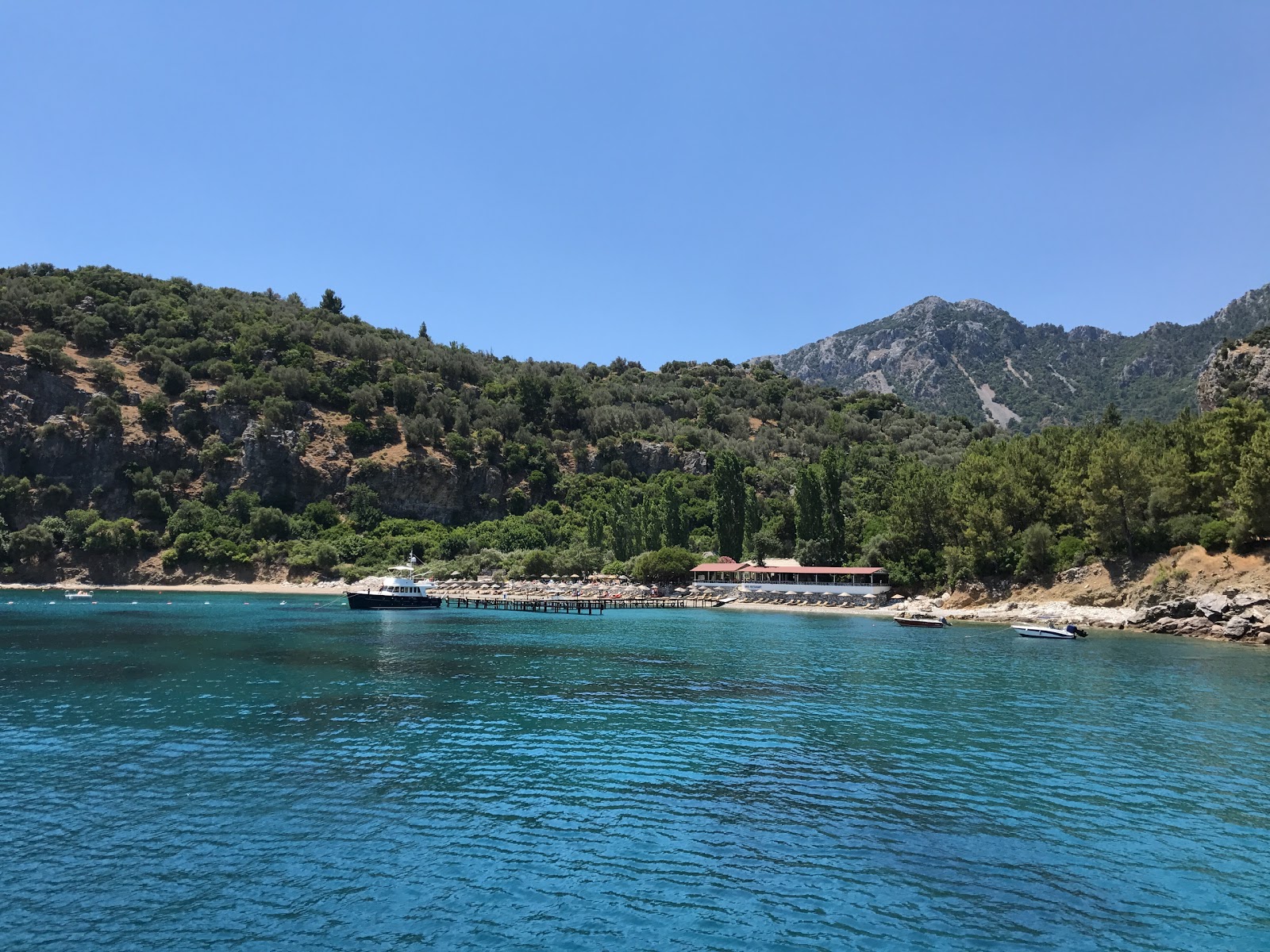 Amos beach'in fotoğrafı ve güzel manzarası