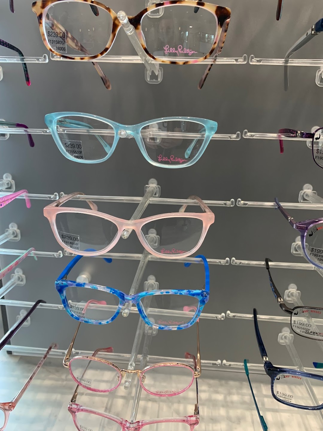 Lakeshore Eyecare Center