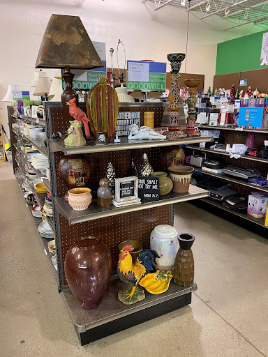 Thrift Store «Goodwill», reviews and photos, 20668 Route 19, Cranberry Twp, PA 16066, USA