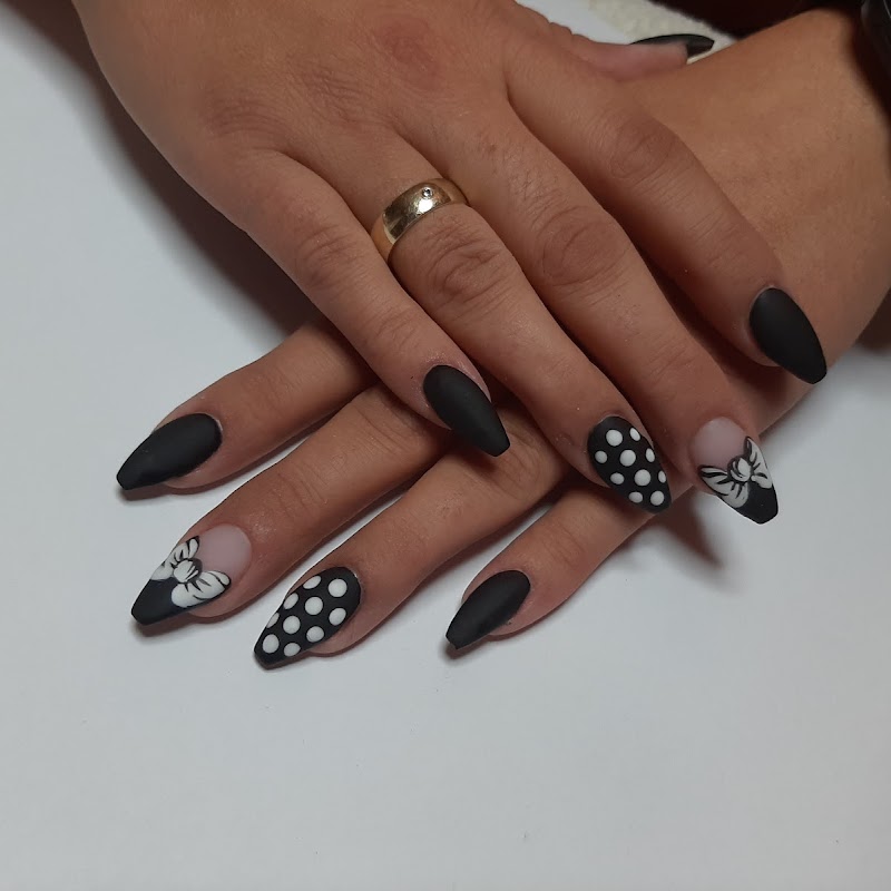 Nice Nails by Marina