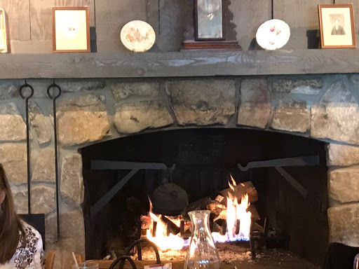 American Restaurant «Cracker Barrel Old Country Store», reviews and photos, 5580 Windward Pkwy, Alpharetta, GA 30004, USA