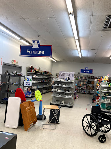 Thrift Store «Goodwill Industries of Greater Cleveland & East Central Ohio», reviews and photos, 12650A Rockside Rd, Cleveland, OH 44125, USA