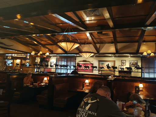 LongHorn Steakhouse image 4