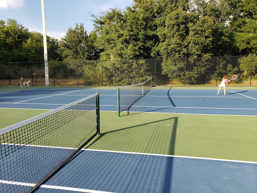 Community Center «Northlakes Community Center», reviews and photos, 2640 N Lakeview Dr, Tampa, FL 33618, USA