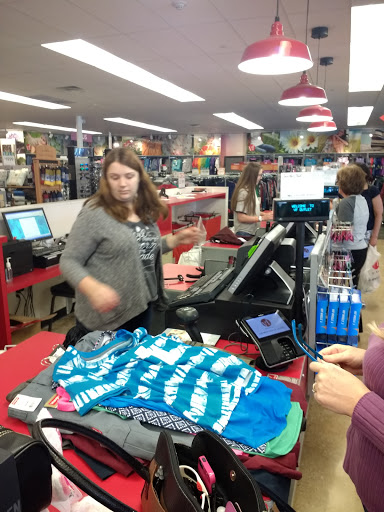 Outlet Store «VF Outlet», reviews and photos, 195 Outlet Center Dr, Queenstown, MD 21658, USA