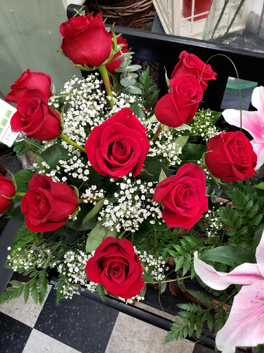 Florist «Ye Olde Yardley Florist», reviews and photos, 175 S Main St, Yardley, PA 19067, USA