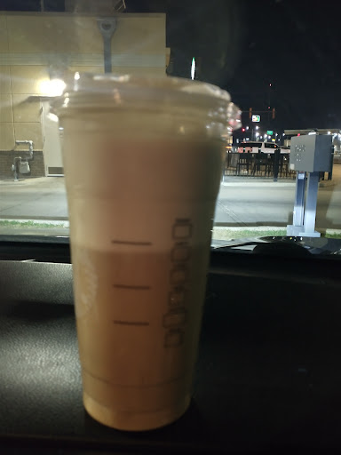 Coffee Shop «Starbucks», reviews and photos, 1700 Avenue of Mid-America, Effingham, IL 62401, USA