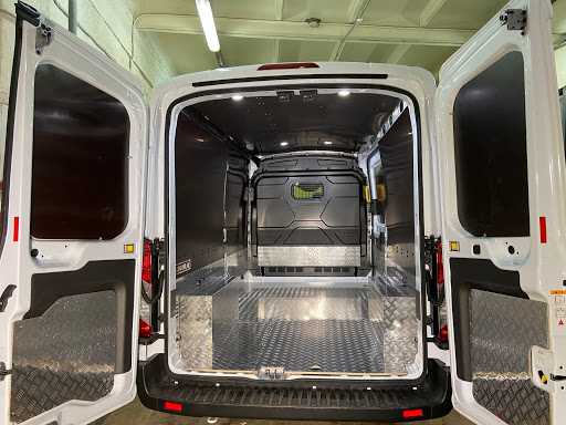 ФургонЛаб - обшивка и переоборудование фургонов.