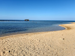 Spiaggia dell'Isola della Fanciulla'in fotoğrafı biraz temiz temizlik seviyesi ile