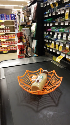 Grocery Store «Safeway», reviews and photos, 800 NE 3rd Ave, Camas, WA 98607, USA