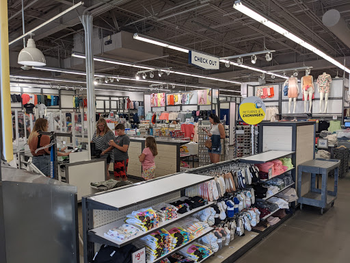 Clothing Store «Old Navy», reviews and photos, 7665 Academy Blvd N, Colorado Springs, CO 80920, USA