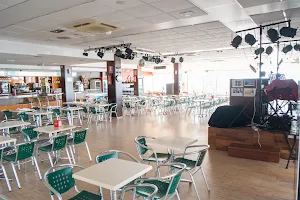 Cafetería Arenas image
