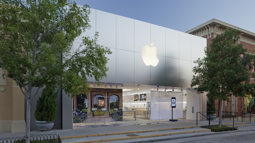 Apple Southlake Town Square, 260 Grand Ave, Southlake, TX 76092, USA, 