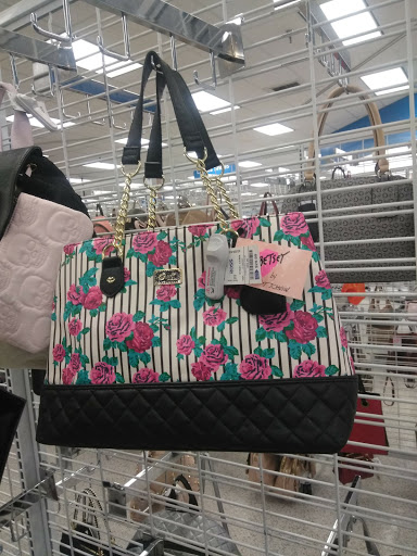 Clothing Store «Ross Dress for Less», reviews and photos, 32075 Pacific Hwy S, Federal Way, WA 98003, USA