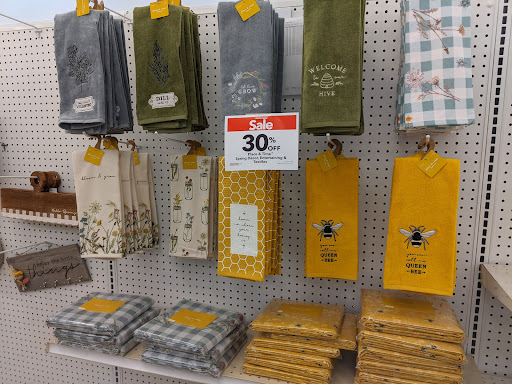 Fabric Store «Jo-Ann Fabrics and Crafts», reviews and photos, 1216 N Memorial Dr, Lancaster, OH 43130, USA