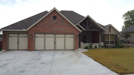 Roofing Contractor «Patriot Roofing», reviews and photos, 2278 Industrial Blvd #107, Norman, OK 73069, USA