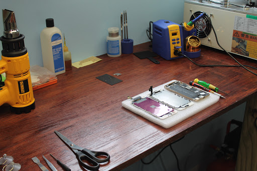 Computer Repair Service «CELLPHONE FIX», reviews and photos, 115 S Main St, Monroe, OH 45050, USA