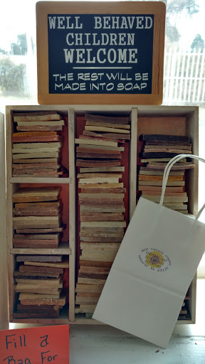 Produce Market «For The Love Of The Local», reviews and photos, 402 W Main St, Louisa, VA 23093, USA