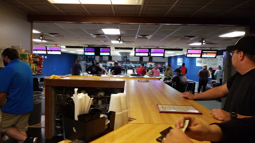 Bar & Grill «Sonny Lanes Bowling Bar and Grille», reviews and photos, 696 OH-534, Geneva, OH 44041, USA