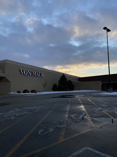 Department Store «Von Maur», reviews and photos, 1350 Hickory Point Mall, Forsyth, IL 62535, USA