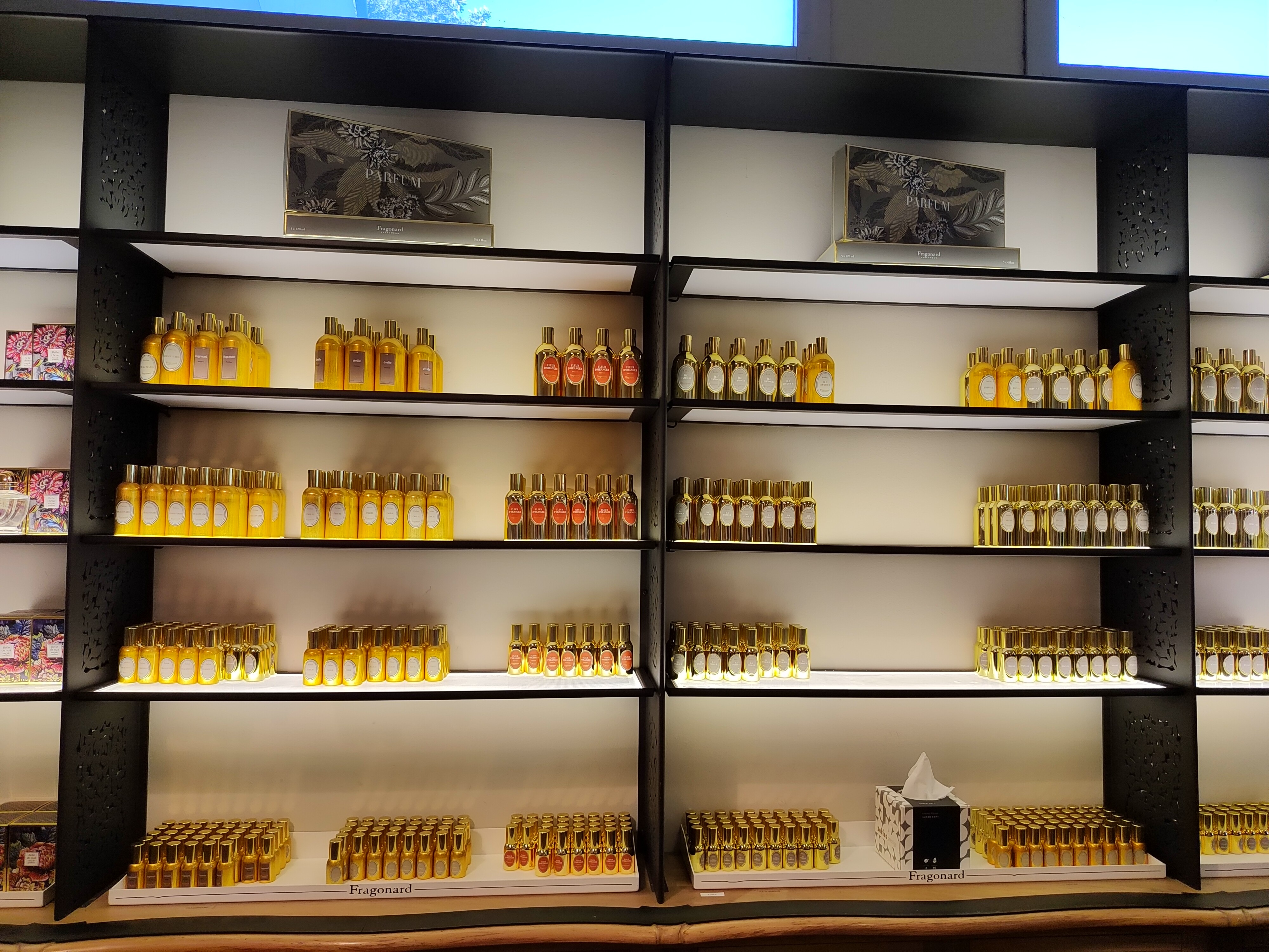 Photo n° 16 de l'avis de STONE. fait le 03/11/2023 à 04:38