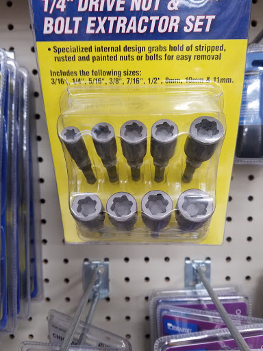 Hardware Store «Harbor Freight Tools», reviews and photos, 2000 Avondale Dr STE 104, Durham, NC 27704, USA