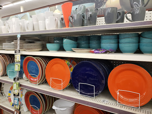 Dollar Store «Dollar Tree», reviews and photos, 1755 Mt Hood Ave #110, Woodburn, OR 97071, USA