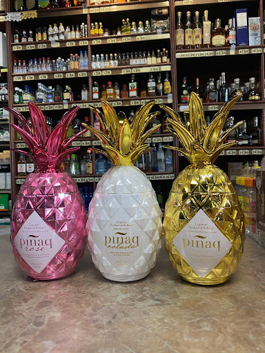 Wine Store «Grape Vine Wine Shop», reviews and photos, 8230 15 Mile Rd, Sterling Heights, MI 48312, USA