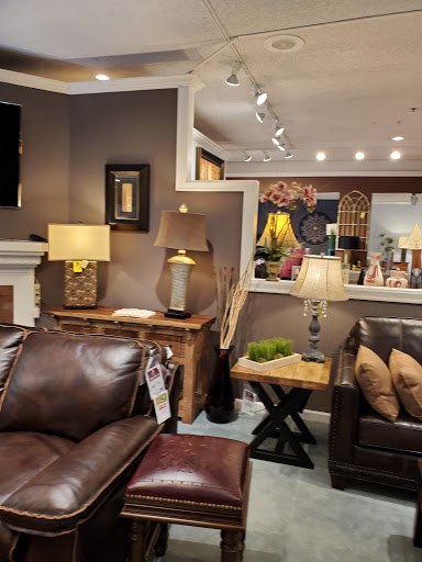 Furniture Store «Gallery Furniture», reviews and photos, 12670 SE 82nd Dr, Clackamas, OR 97015, USA