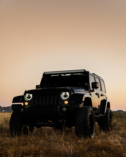 Truck Dealer «Truckmasters Truck & Car Sales», reviews and photos, 3152 E Bell Rd, Phoenix, AZ 85032, USA