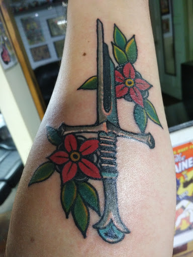 Tattoo Shop «Fury Styles Tattoos Shop», reviews and photos, 4287 N Expy, Hampton, GA 30228, USA