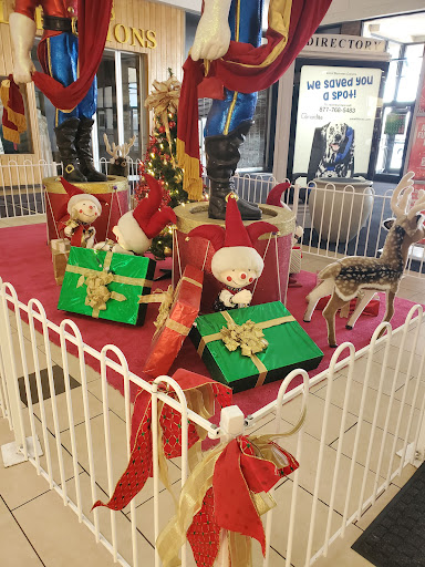 Shopping Mall «Kennedy Mall», reviews and photos, 555 John F Kennedy Rd, Dubuque, IA 52002, USA