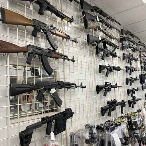 Gun Shop «South Dade Jewelry & Gun Exchange», reviews and photos, 20848 S Dixie Hwy, Miami, FL 33189, USA