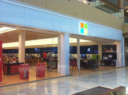 Shopping Mall «Scottsdale Fashion Square», reviews and photos, 7014 E Camelback Rd, Scottsdale, AZ 85251, USA