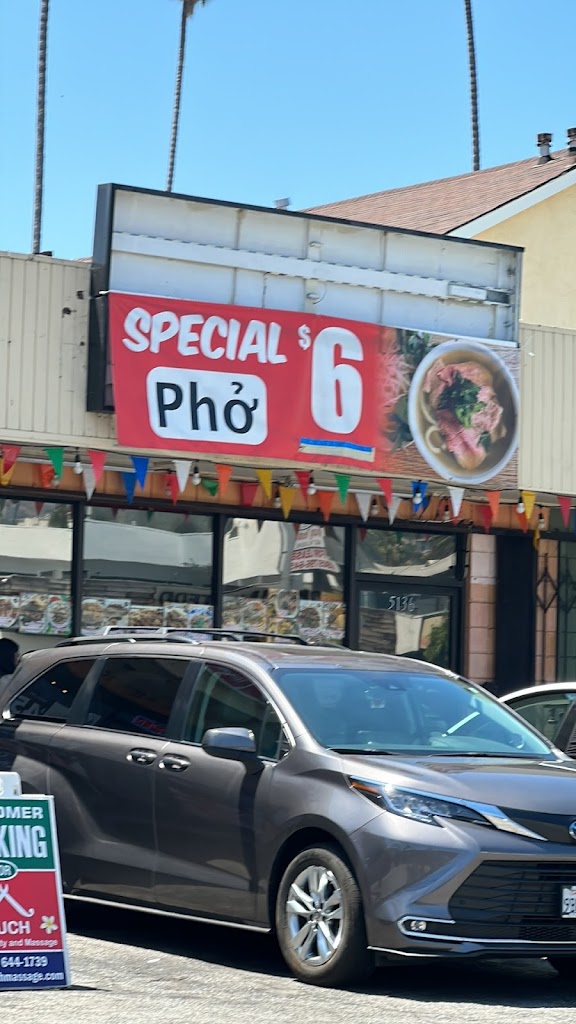 Pho Thai Town 90027