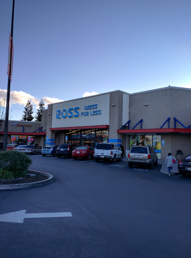 Clothing Store «Ross Dress for Less», reviews and photos, 1030 N Rengstorff Ave, Mountain View, CA 94043, USA
