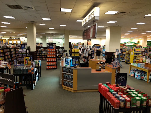 Book Store «Barnes & Noble», reviews and photos, 7200 Harrison Ste 5 #5, Rockford, IL 61112, USA