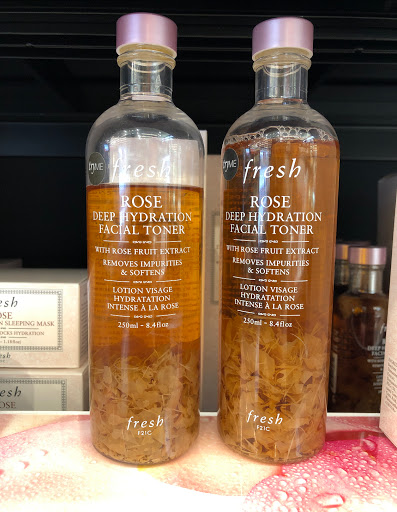 Cosmetics Store «SEPHORA», reviews and photos, 5 Woodfield Mall, Schaumburg, IL 60173, USA