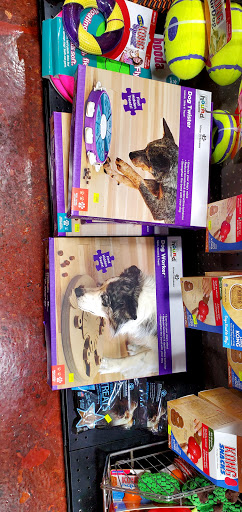 Pet Supply Store «Wags To Wiskers Pet Supplies», reviews and photos, 2423 W Stadium Blvd, Ann Arbor, MI 48103, USA