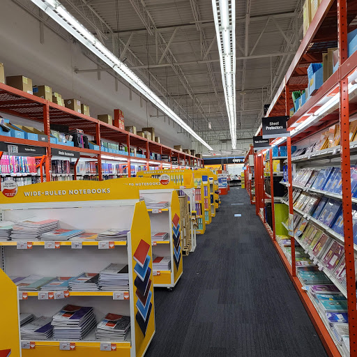 Office Supply Store «Staples», reviews and photos, 4313 Florida National Dr, Lakeland, FL 33813, USA