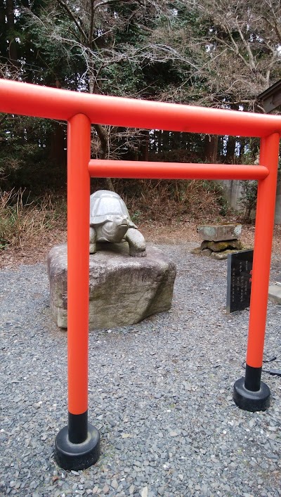 亀岡八幡宮