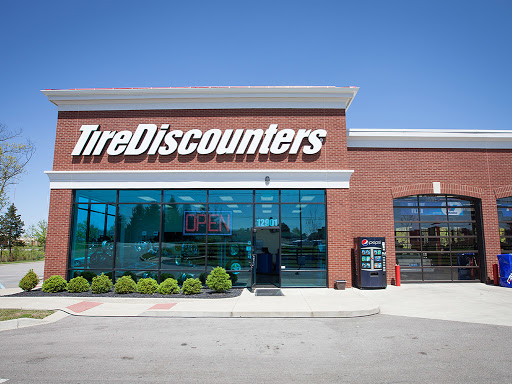 Tire Shop «Tire Discounters», reviews and photos, 12901 Taylorsville Rd, Louisville, KY 40299, USA