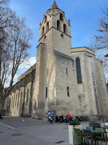 Église catholique Église Saint-Didier Avignon