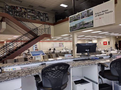 Toyota Dealer «Walser Toyota», reviews and photos, 4401 American Blvd W, Bloomington, MN 55437, USA