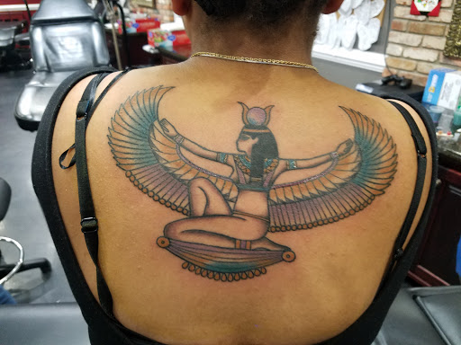 Explore lower tummy tattoo ideas, creative tattoo ideas in Crofton, available at Red Octopus Tattoos