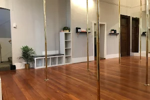Exclusive Pole Dancing Sydney (Willoughby) image