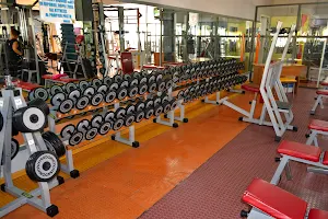 Personal Trainer Over 40 - Palestra Caserta (prec SkyGym) image